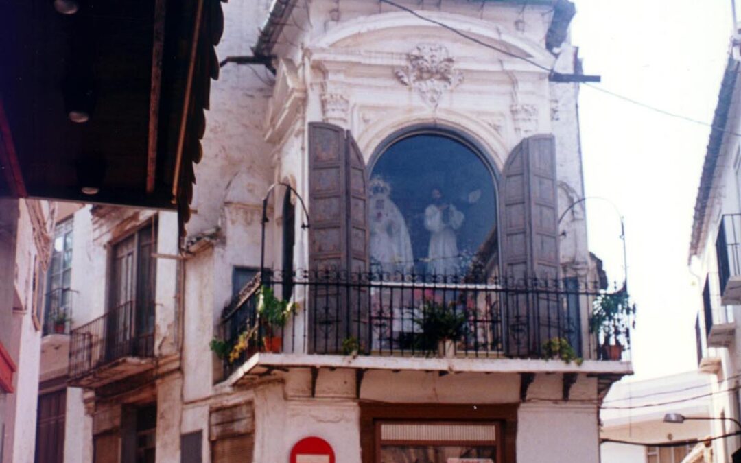 Rehabilitation of housing and Camarón de la Virgen de la Piedad
